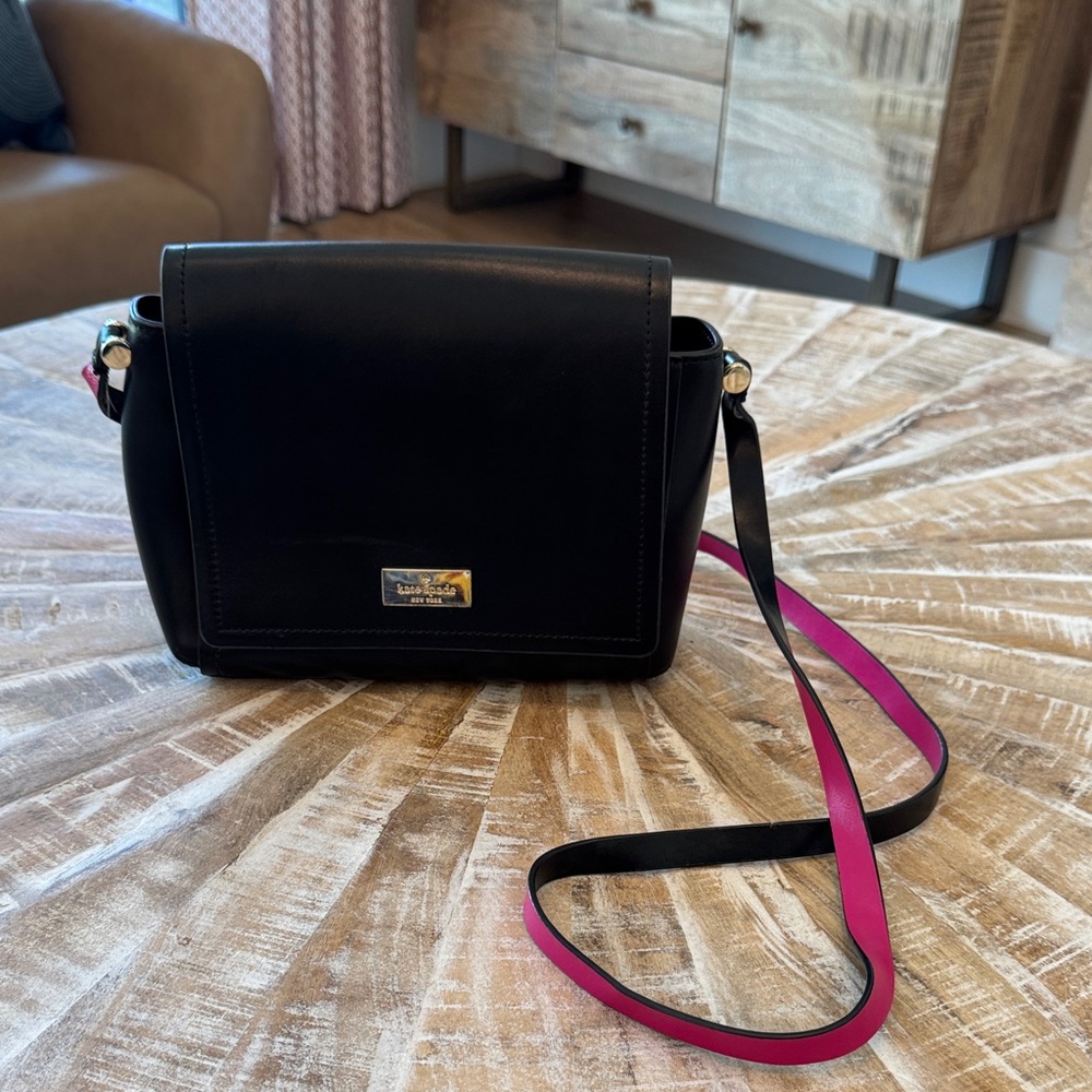 Kate Spade New York Black Arbour Hill‎ Crossbody Long Adjustable Strap Hot Pink